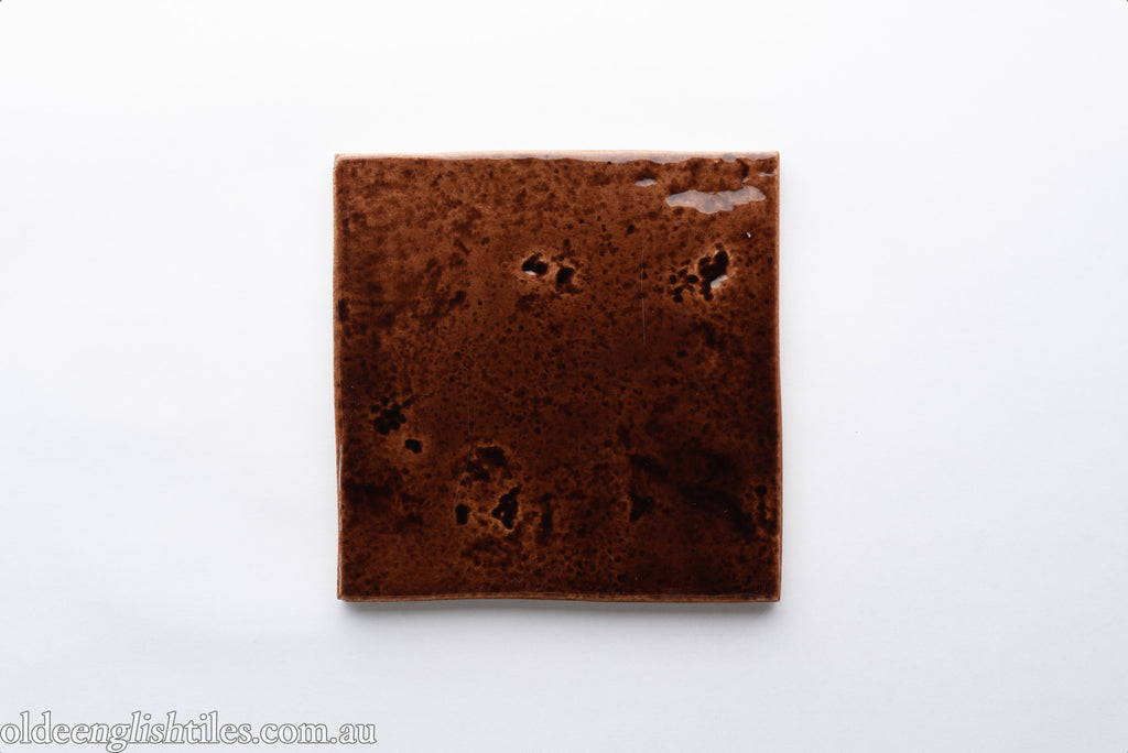 - Antique Memory 130 x 130