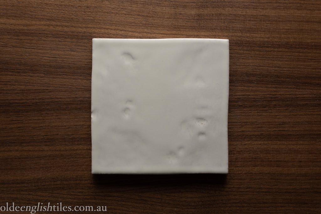 - Antique Memory 130 x 130