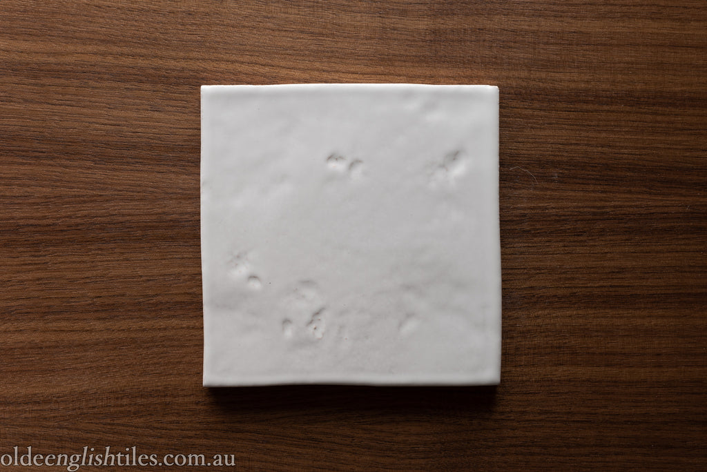 - Antique Memory 130 x 130