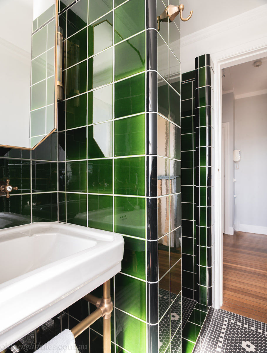 Double Bay Bathroom Glazed Wall Tiles