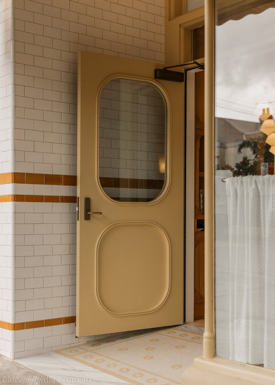 Paisano and Daughters