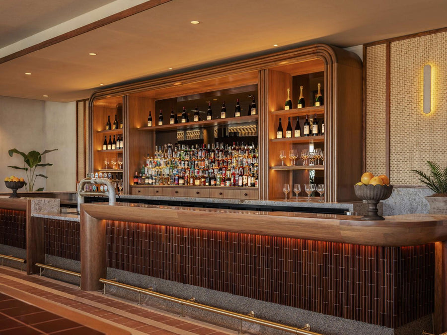 Sully's Rooftop Bar Country Capping