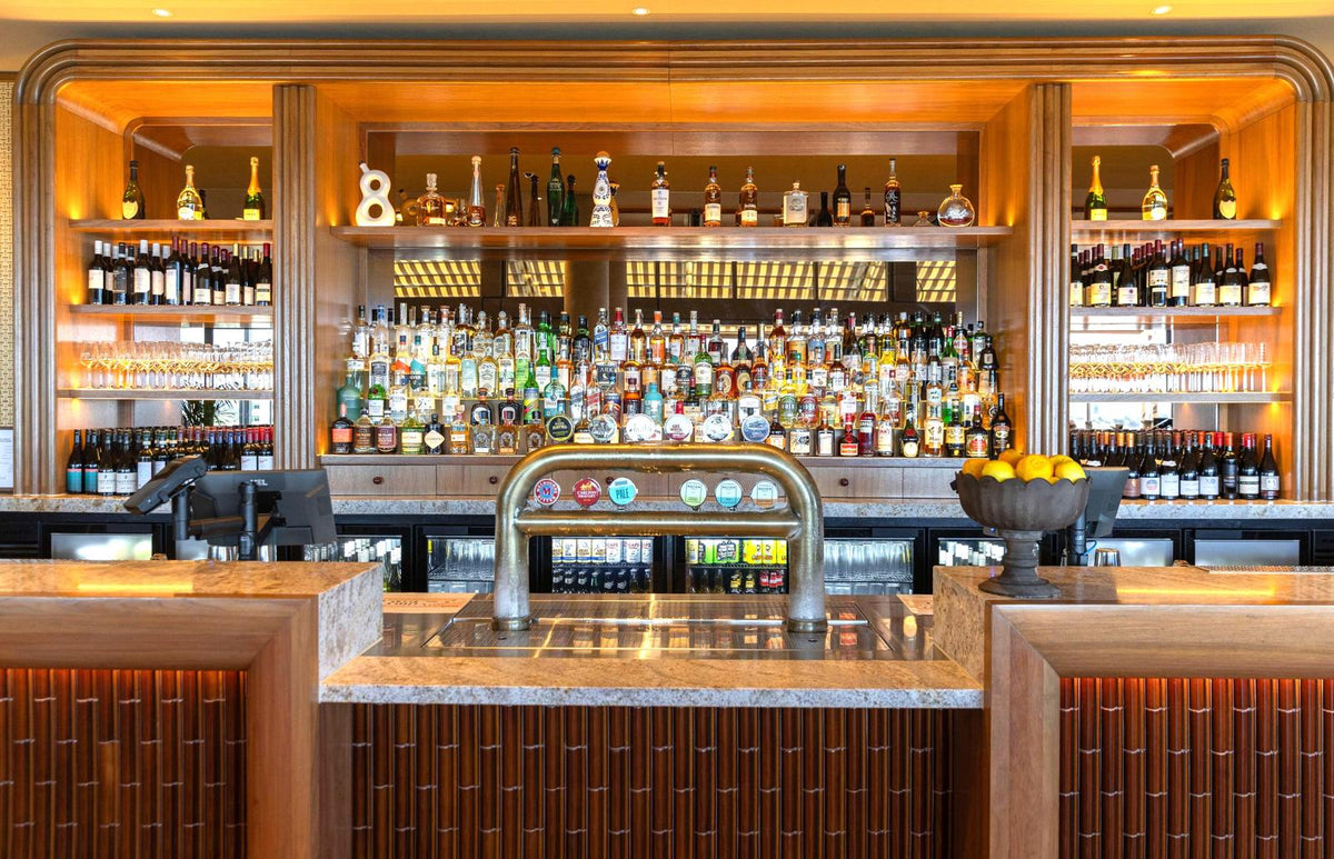 Sully's Rooftop Bar Country Capping
