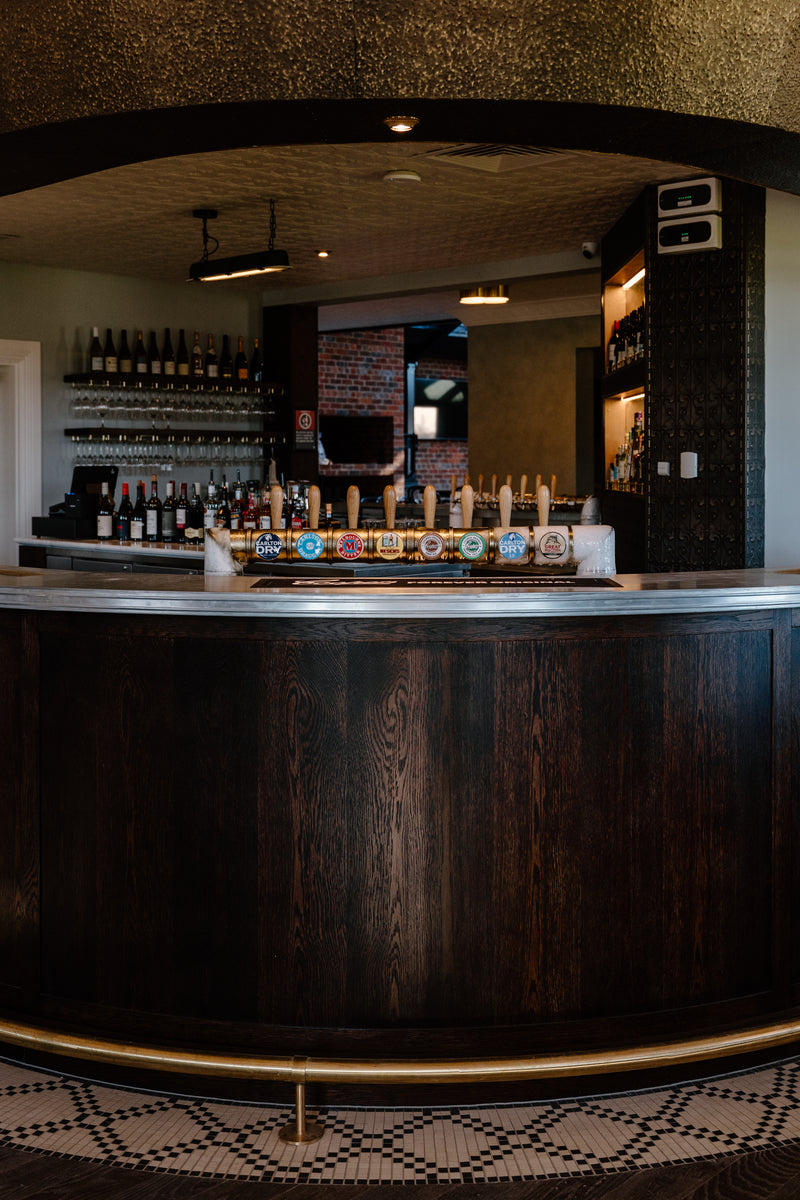 Coolamon Hotel