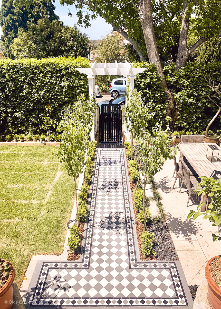 Checkerboard Pattern – Olde English Tiles™