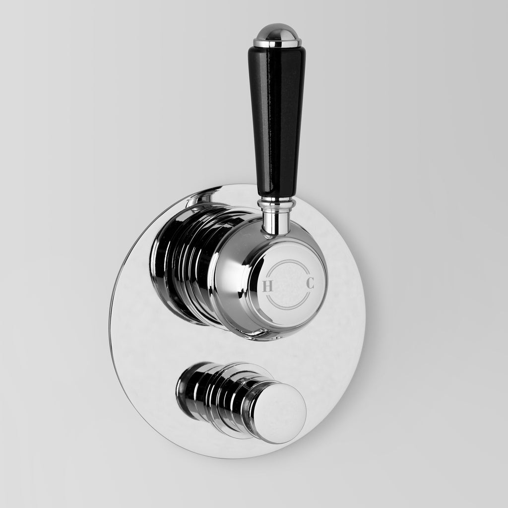Olde English Signature -  Classic Olde English Signature Diverter Mixer Black Lever