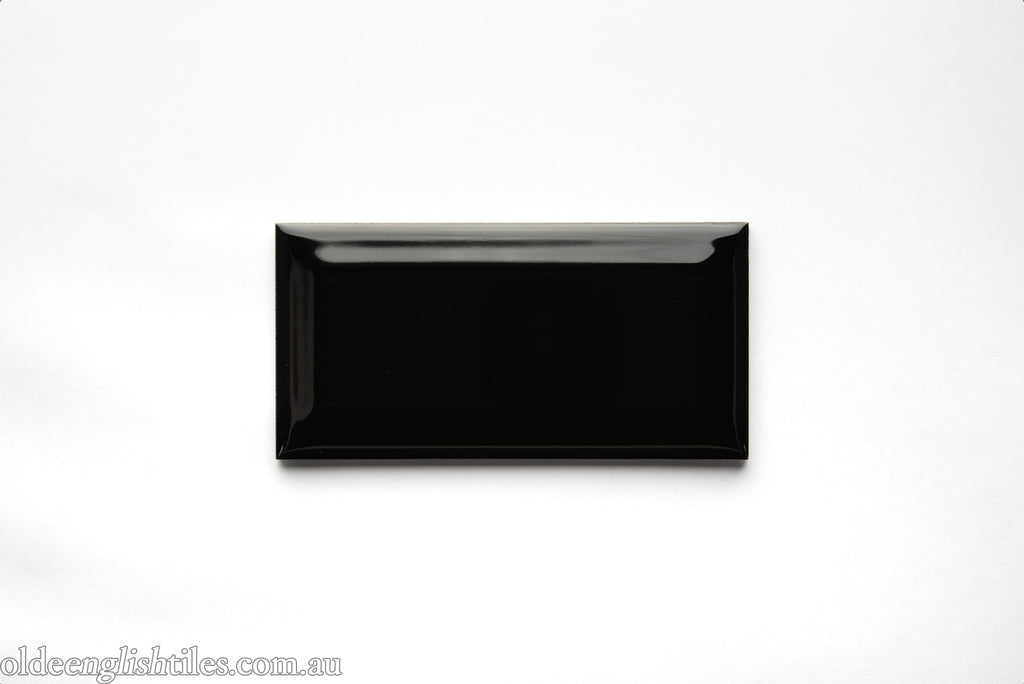  - Black Bevelled edge Wall Tile
