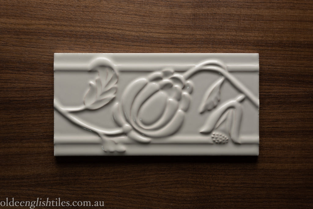  - Waratah Embossed 200 x 100mm