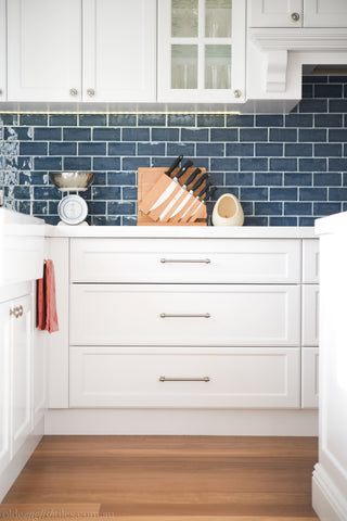 Contemporary kitchen in Crows Nest