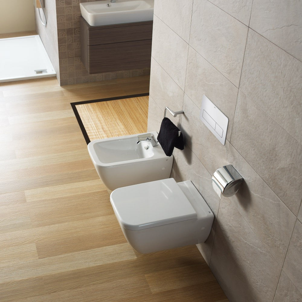  - Emma Square Wall hung pan with soft close seat
